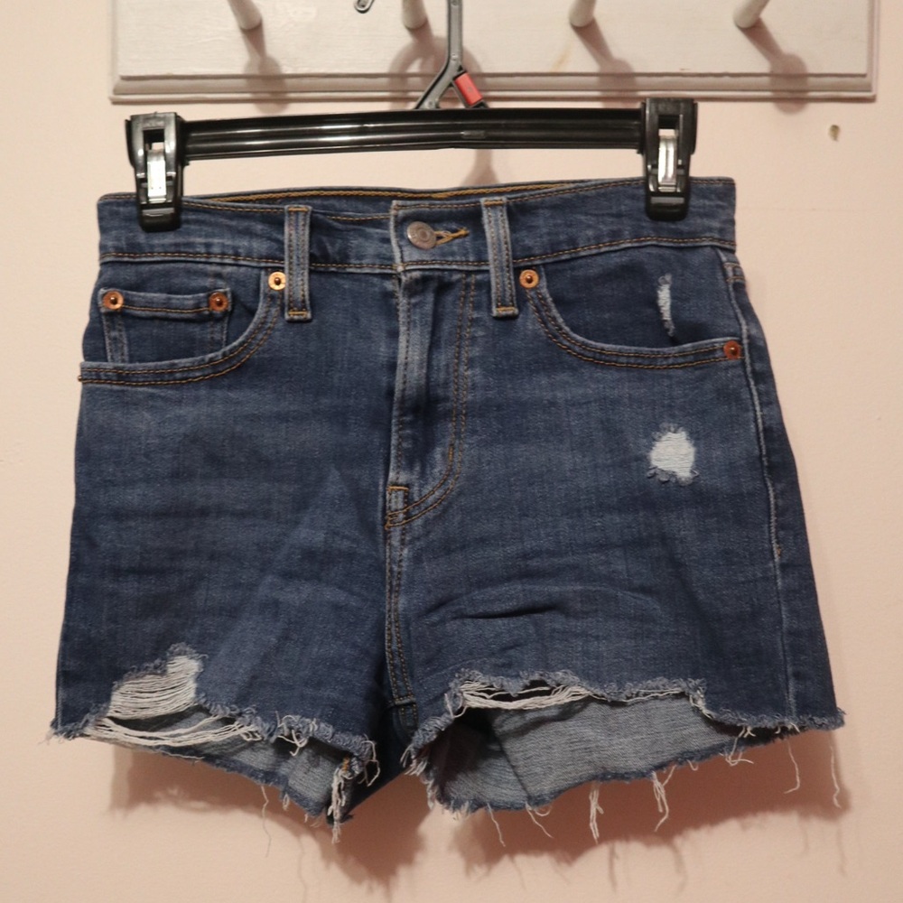 Levi’s high rise shorts